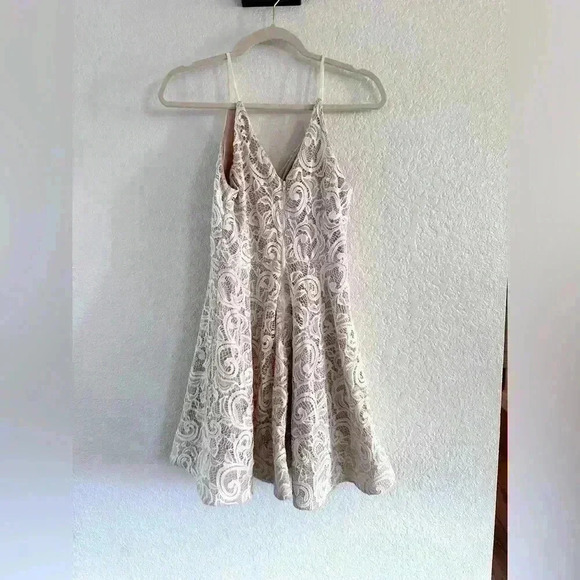 My Michelle Dresses & Skirts - My Michelle White Lace Dress, Size 3 Juniors bridesmaid, fit n’ flare, classsic